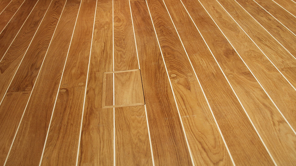 Gulve, parket, gulvbrædder, trapper, balustre, stolper, gelændere, rækværk, producent Polen