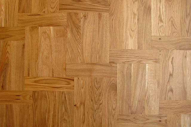 Gulve, parket, gulvbrædder, trapper, balustre, stolper, gelændere, rækværk, producent Polen