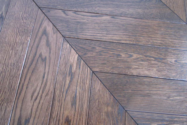 Gulve, parket, gulvbrædder, trapper, balustre, stolper, gelændere, rækværk, producent Polen